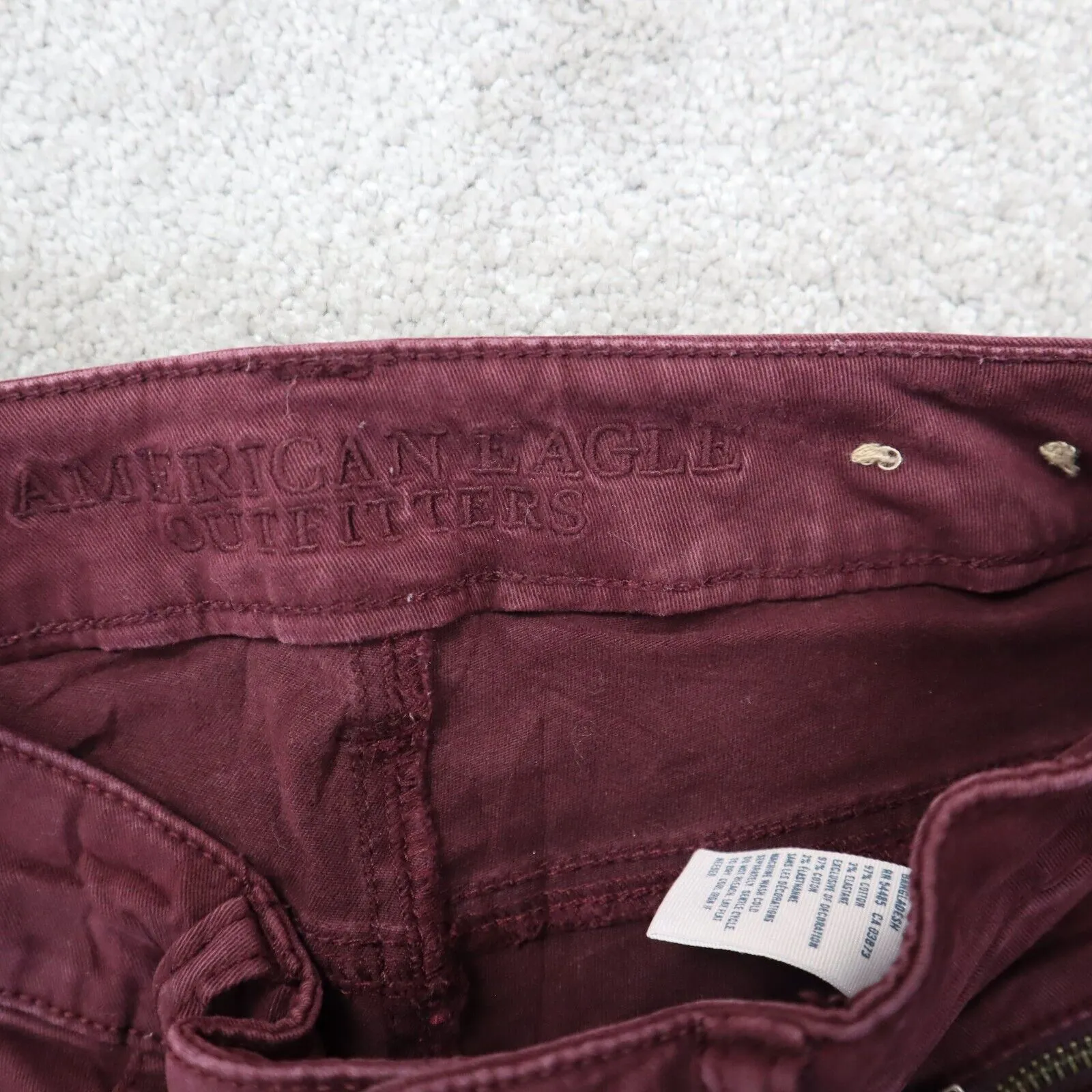 American Eagle Outfitter Women Skinny Jeans Denim Mid Rise Pockets Maroon Size 0