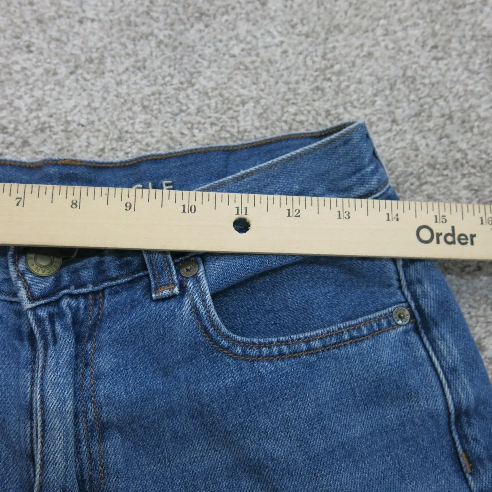 American Eagle Womens Denim Jeans Shorts Mid Rise 100% Cotton Blue Size 4