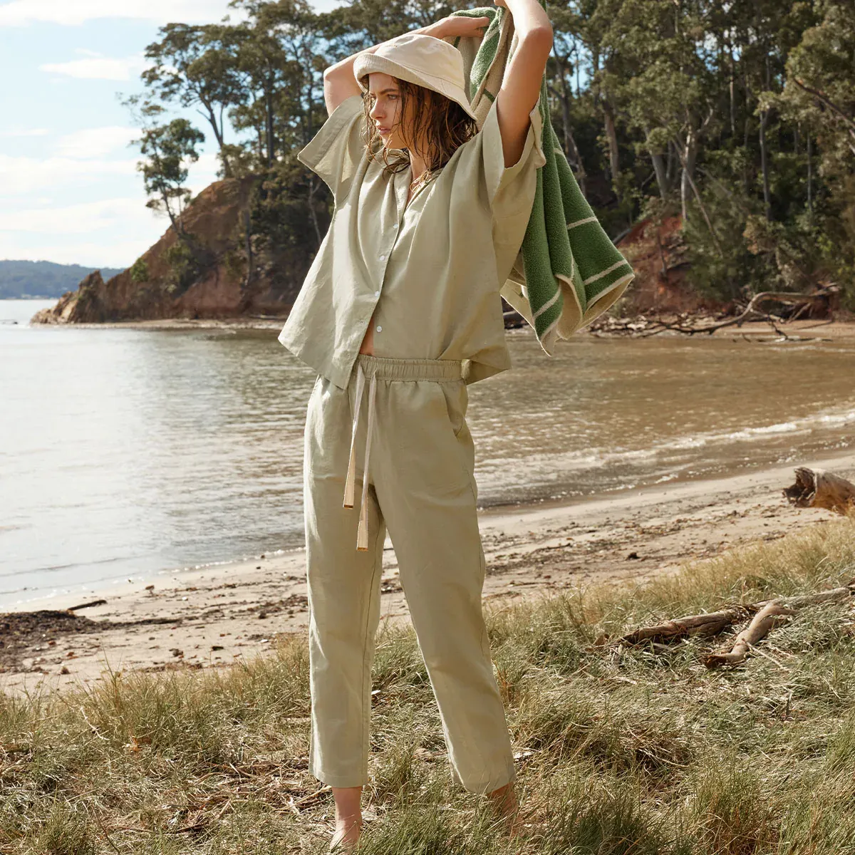 Amiss Pants - Sage