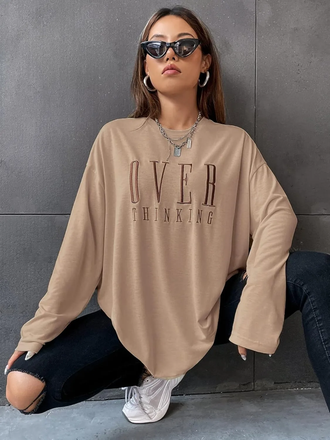 COZYEASE Women's Graphic Long Sleeve T Shirt Tops Round Neck Casual Vintage Oversized Graphic Tee Shirts