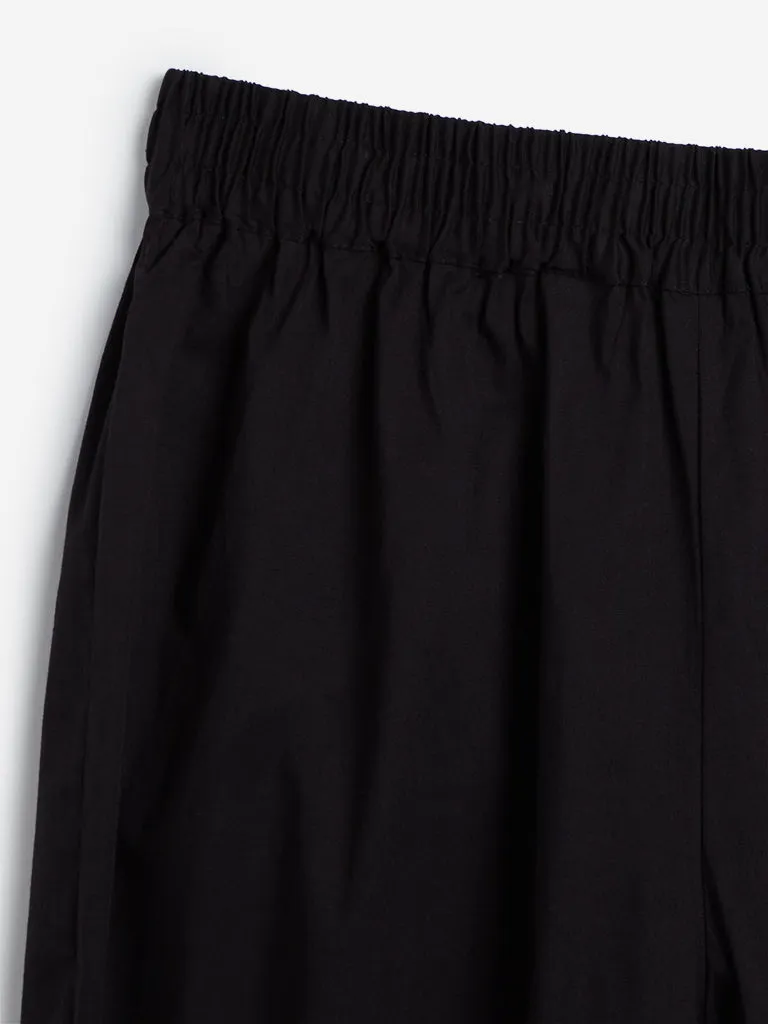 Diza Curves Black Slim Fit Cropped Cotton Ethnic Pants