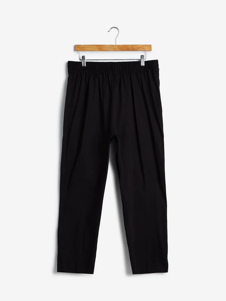 Diza Curves Black Slim Fit Cropped Cotton Ethnic Pants