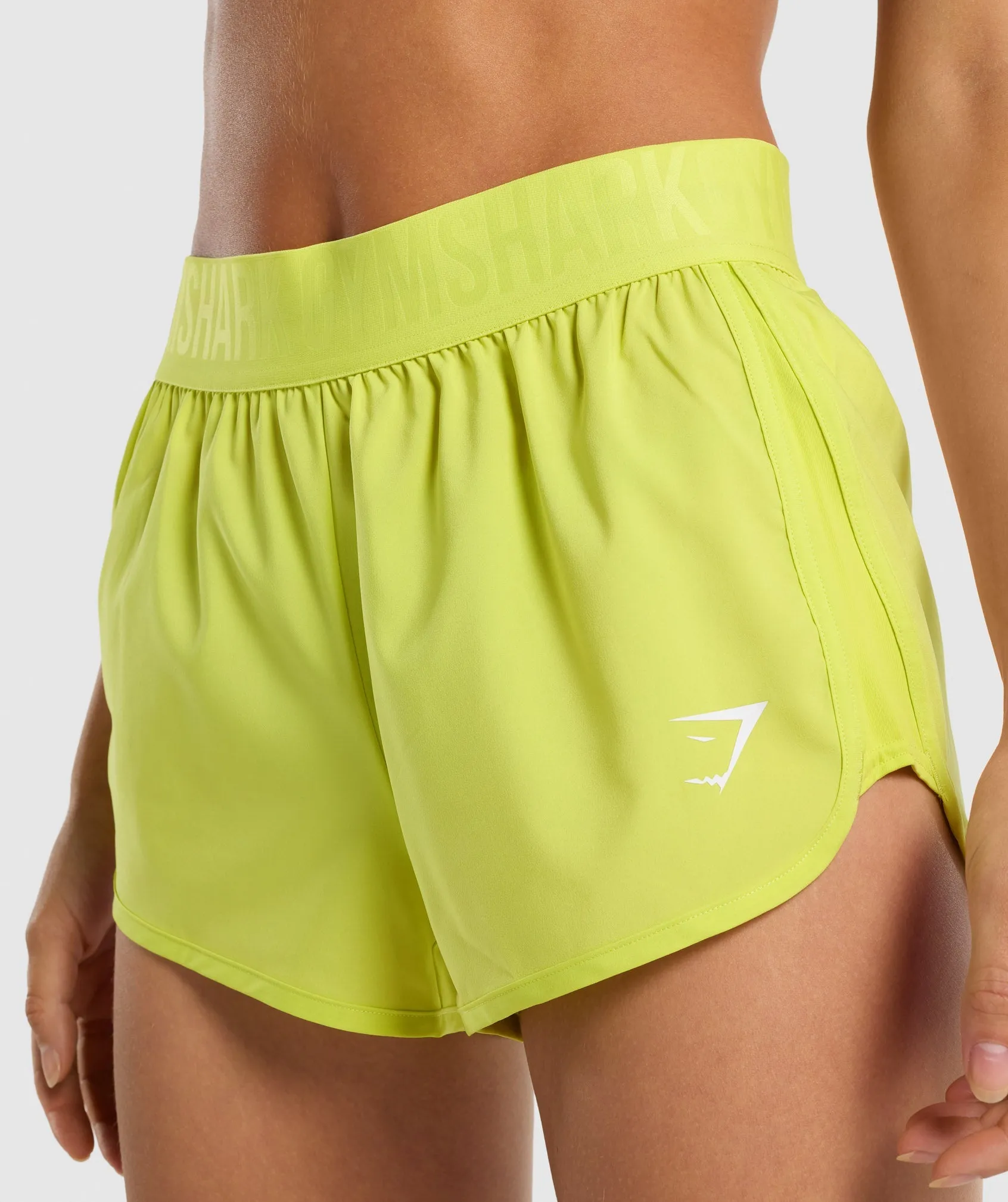 Gymshark Training Loose Fit Shorts - Yellow