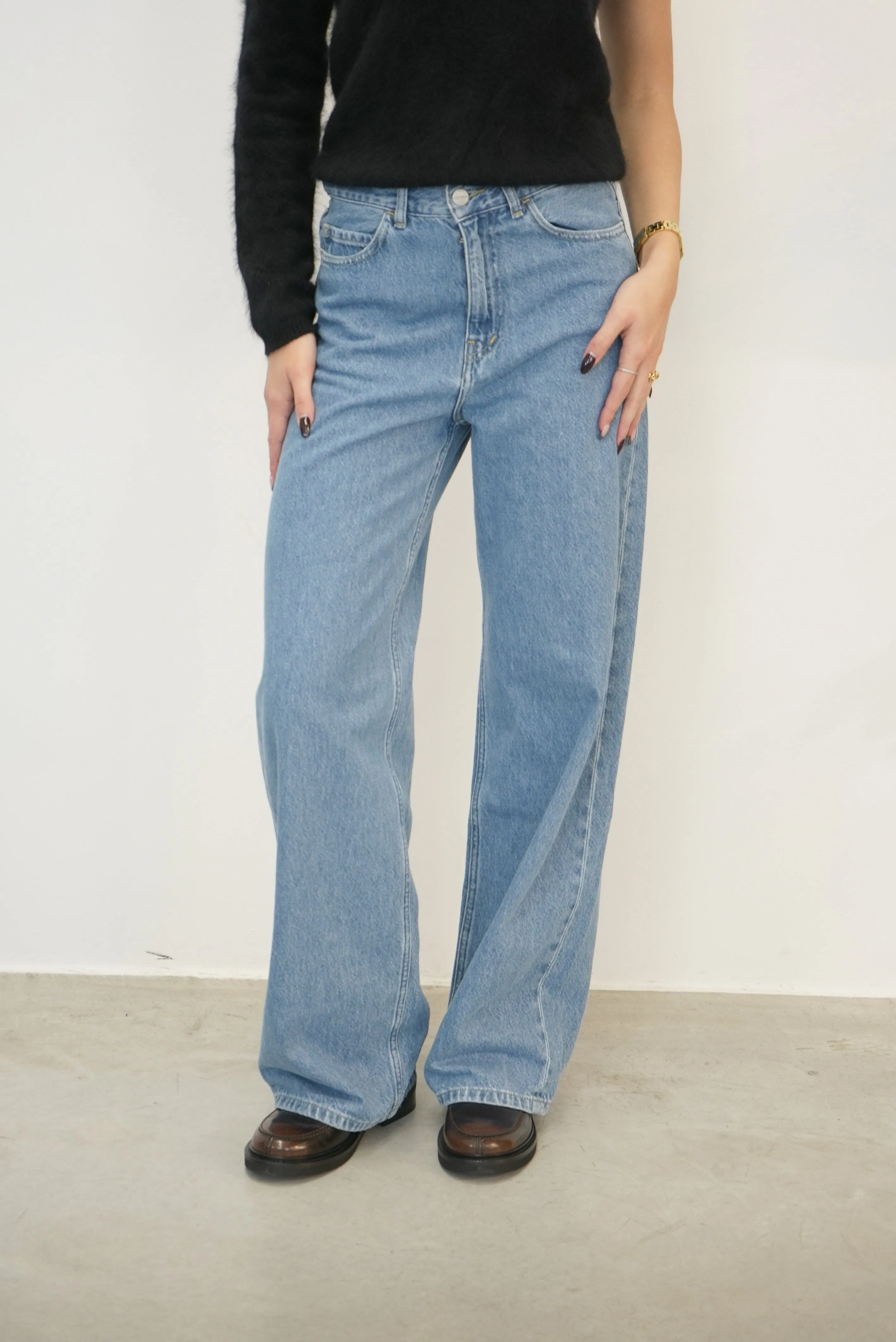 JANE PANT IN BLUE HEAVY STONE WASHED