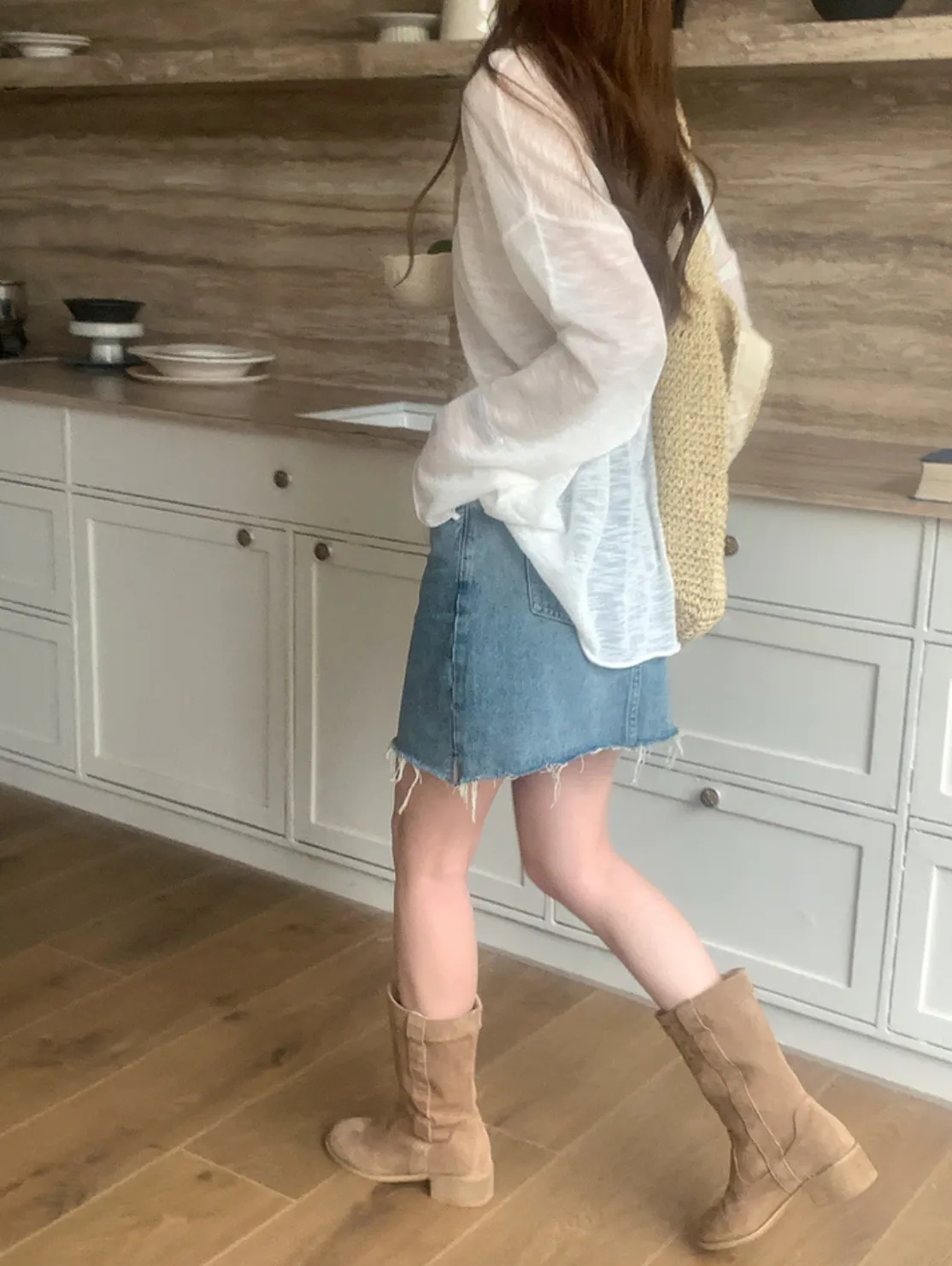 [Korean Style] Basic Loose Fit Open Edge See-through T-shirt