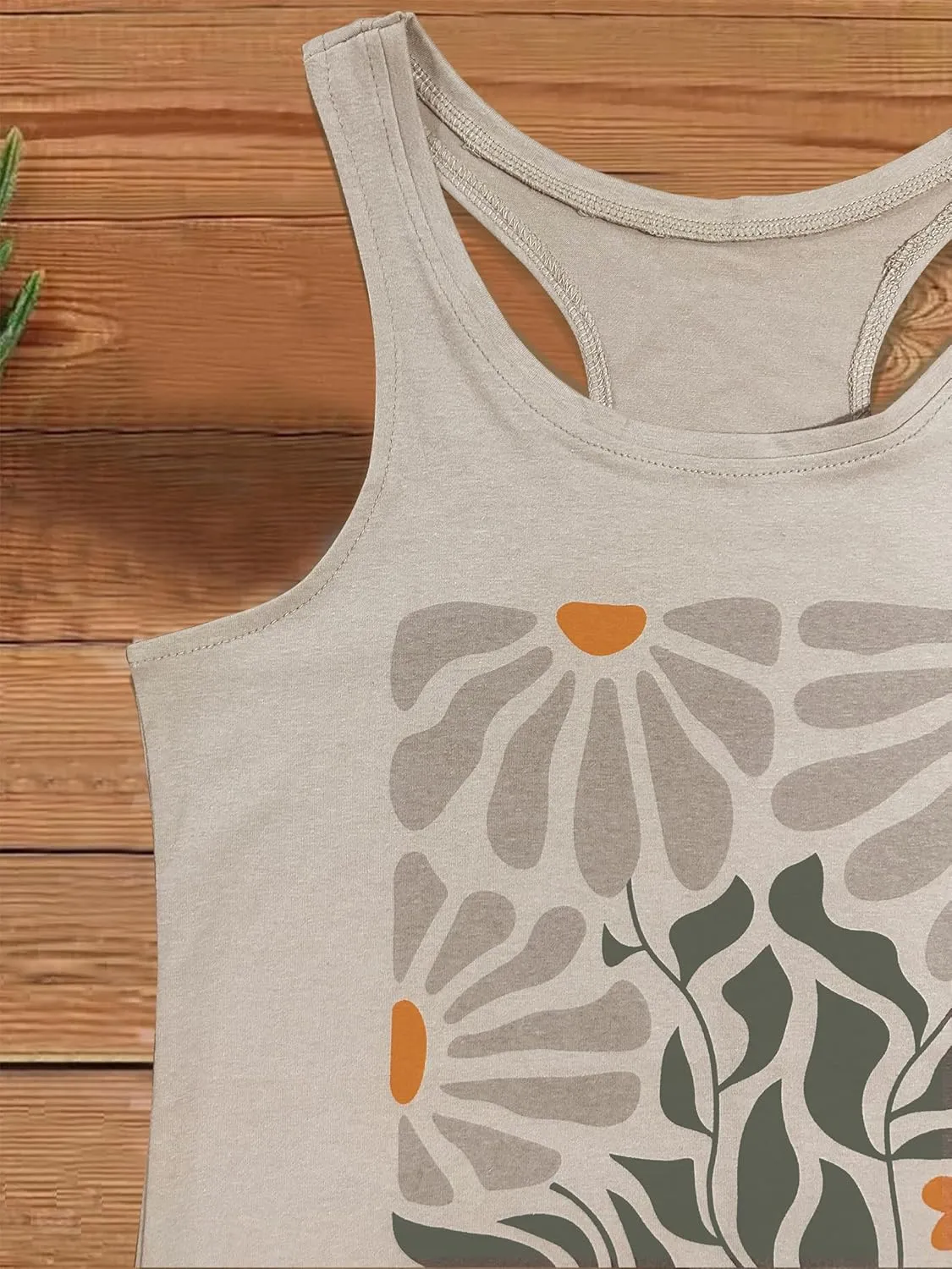 LANMERTREE Womens Vintage Graphic Racerback Tank Tops Floral Graphic Sleeveless Summer Basic Casual Loose Muscle Vest