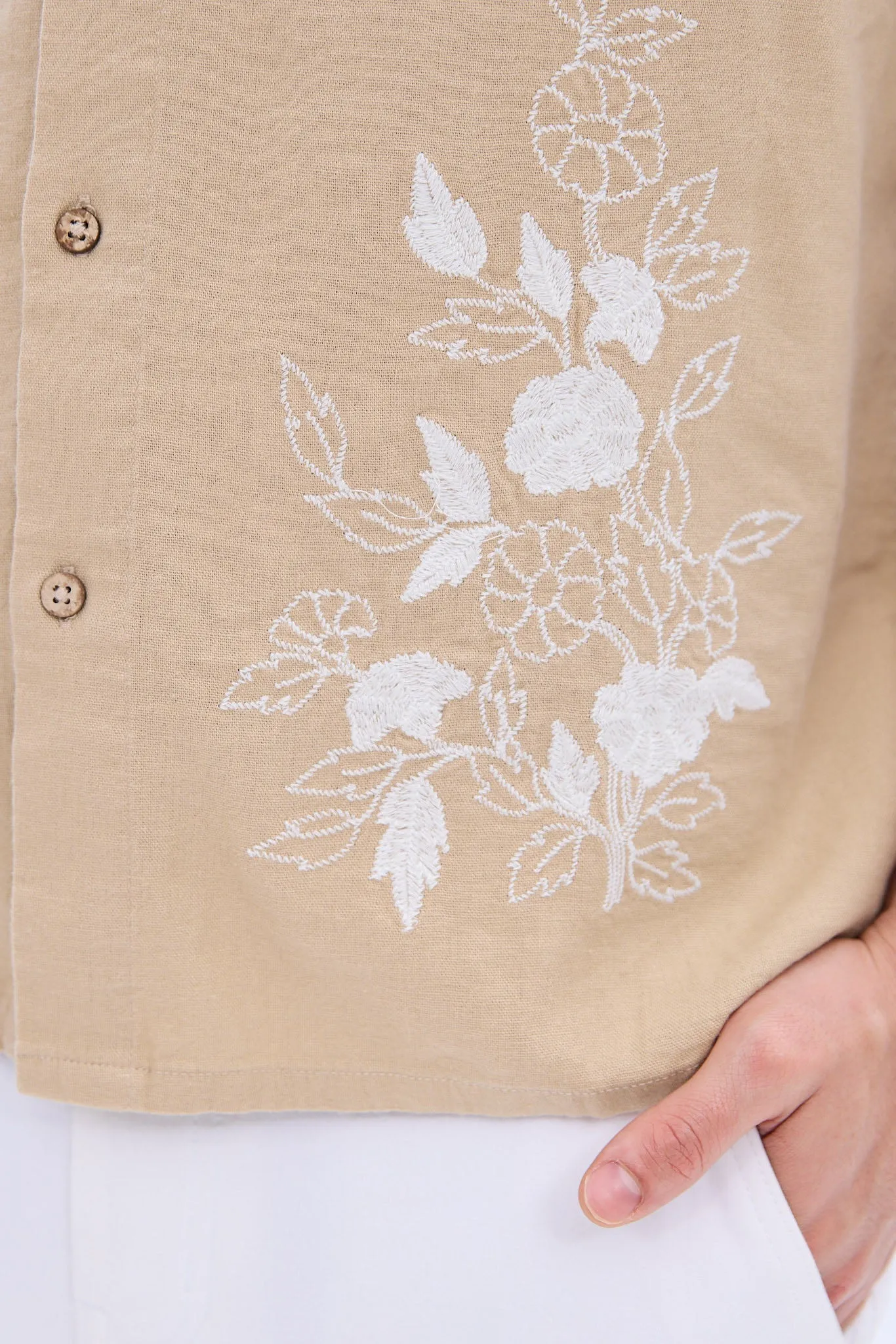 Linen-Blend Embroidered Short Sleeve Button-Up Shirt