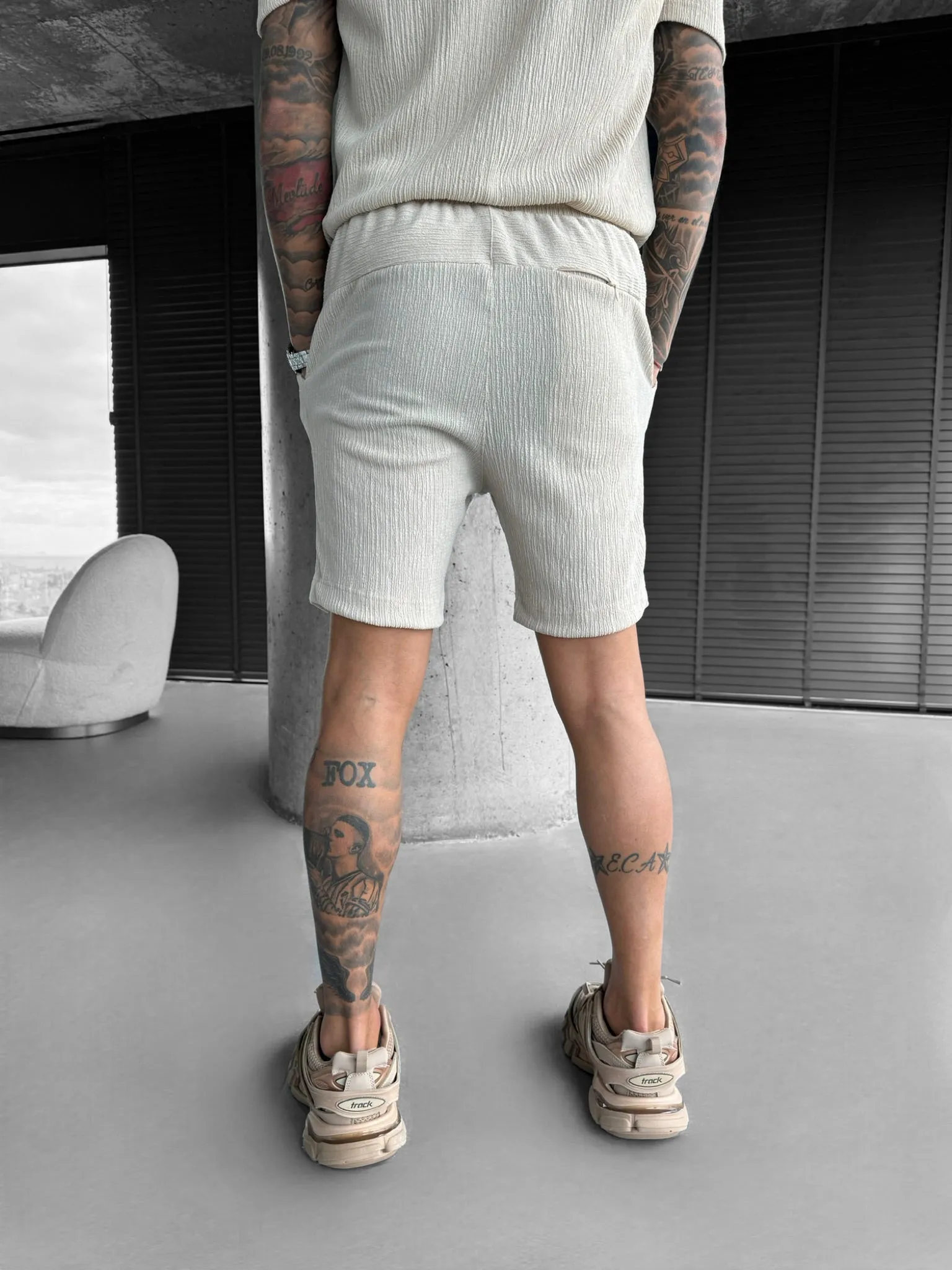 Loose Fit Crepe Shorts - Beige