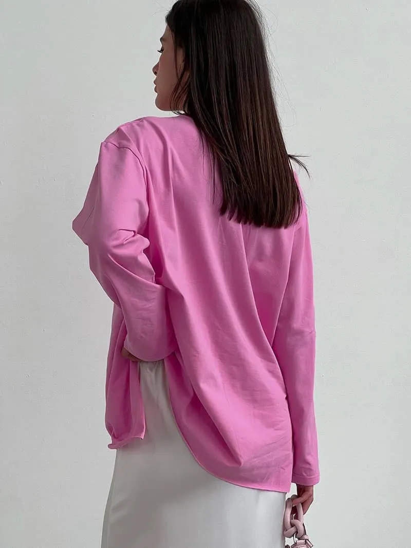 Loose-Fitting Versatile T-Shirt