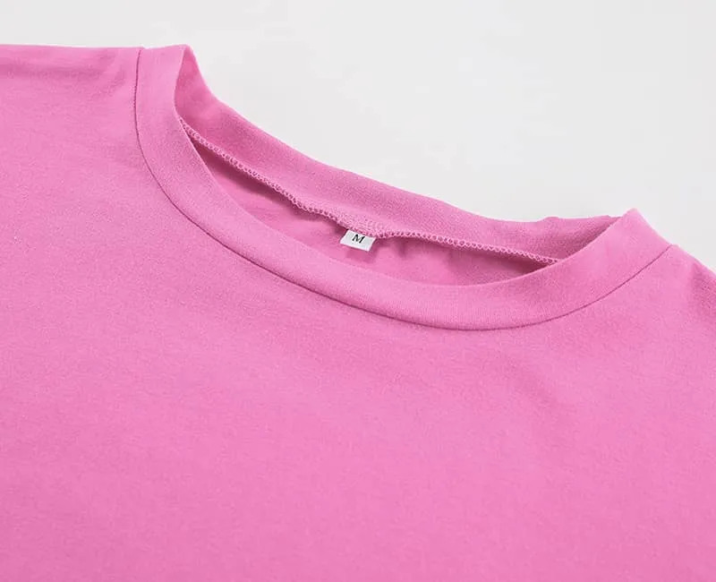 Loose-Fitting Versatile T-Shirt