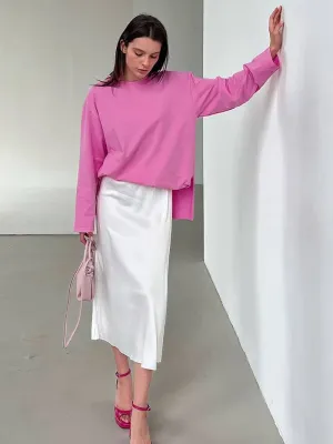 Loose-Fitting Versatile T-Shirt
