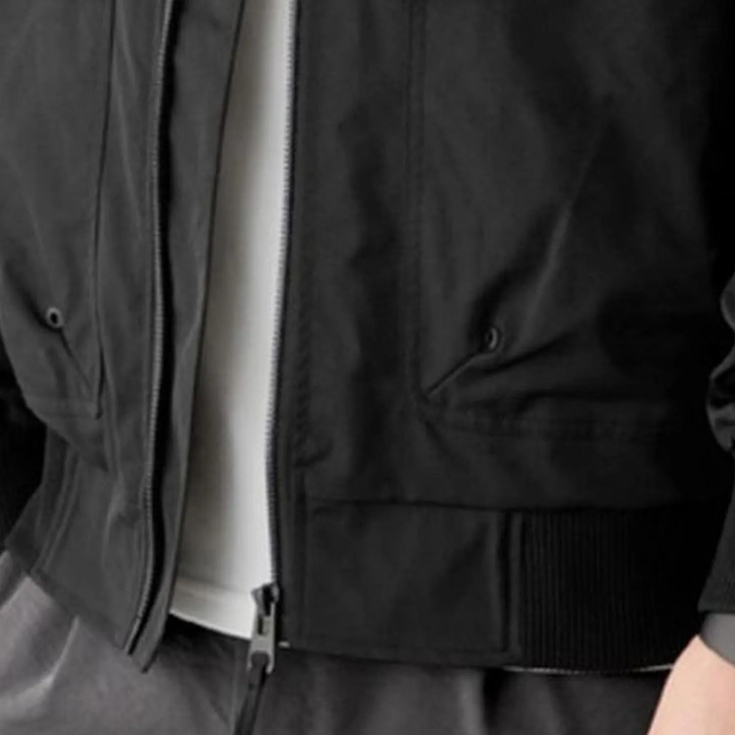 Men's Flap Pockets Retro Baseball Jacket Mock Neck Zip Up Casual Bomber Jacket Lightweight Stylish Cargo Jacket