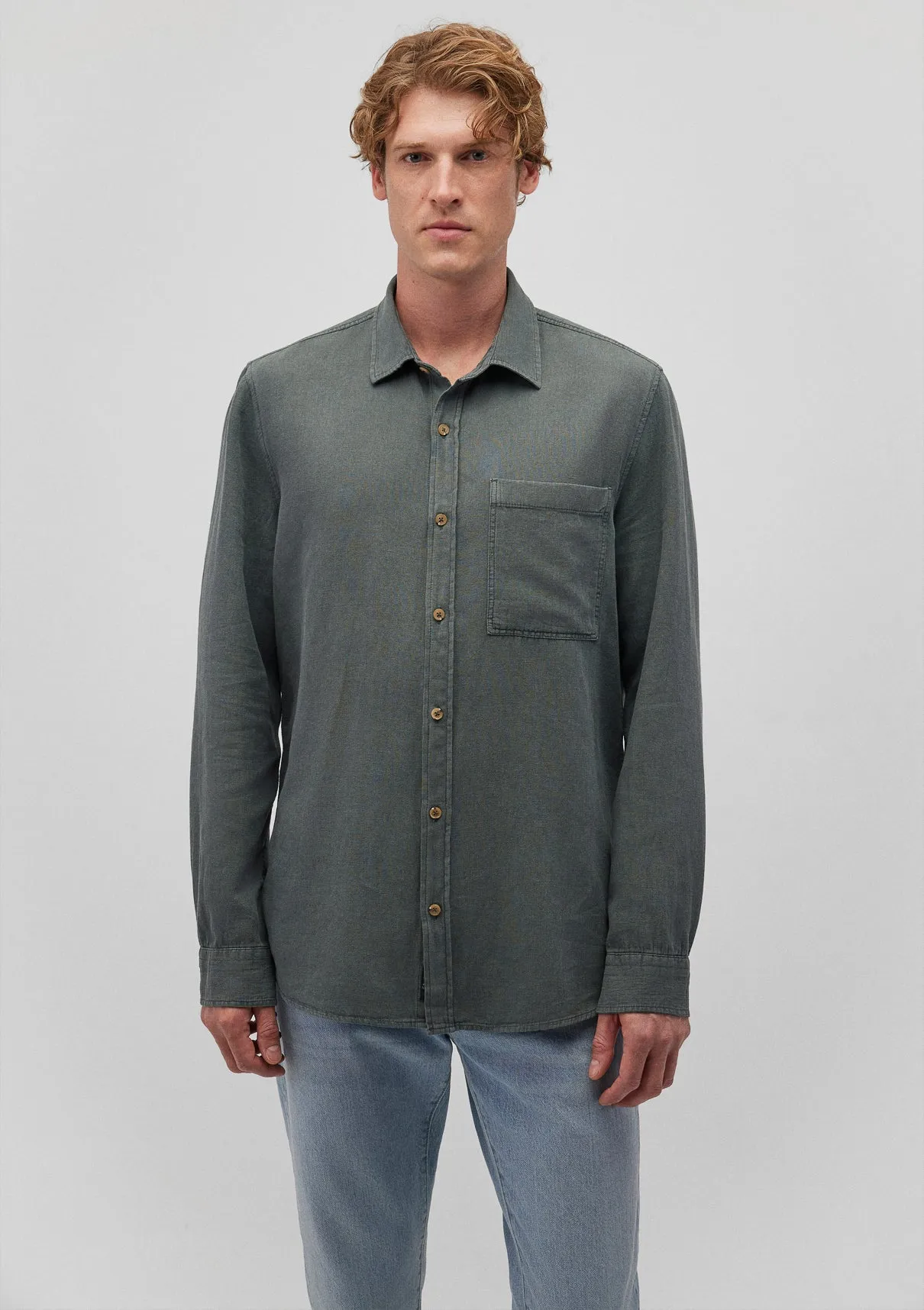 ONE POCKET BUTTON-UP SHIRT IN BALSAM GREEN
