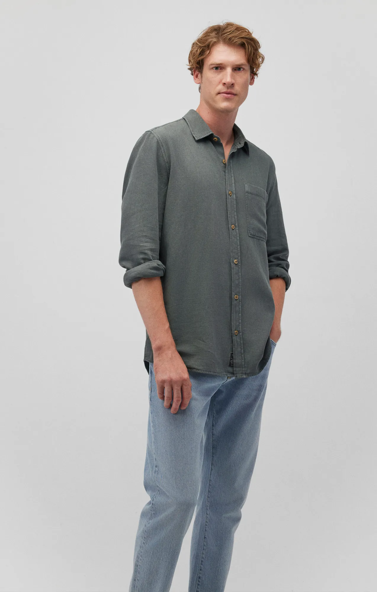 ONE POCKET BUTTON-UP SHIRT IN BALSAM GREEN