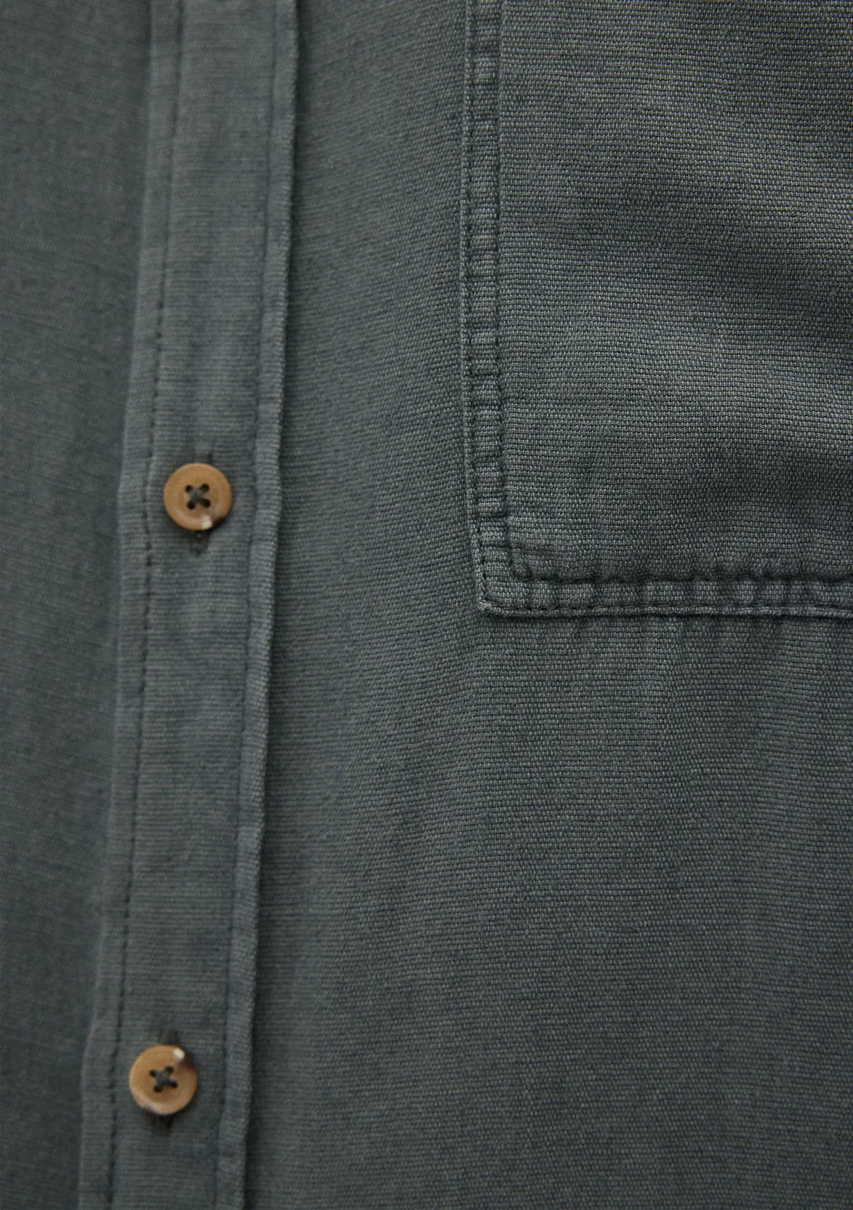 ONE POCKET BUTTON-UP SHIRT IN BALSAM GREEN