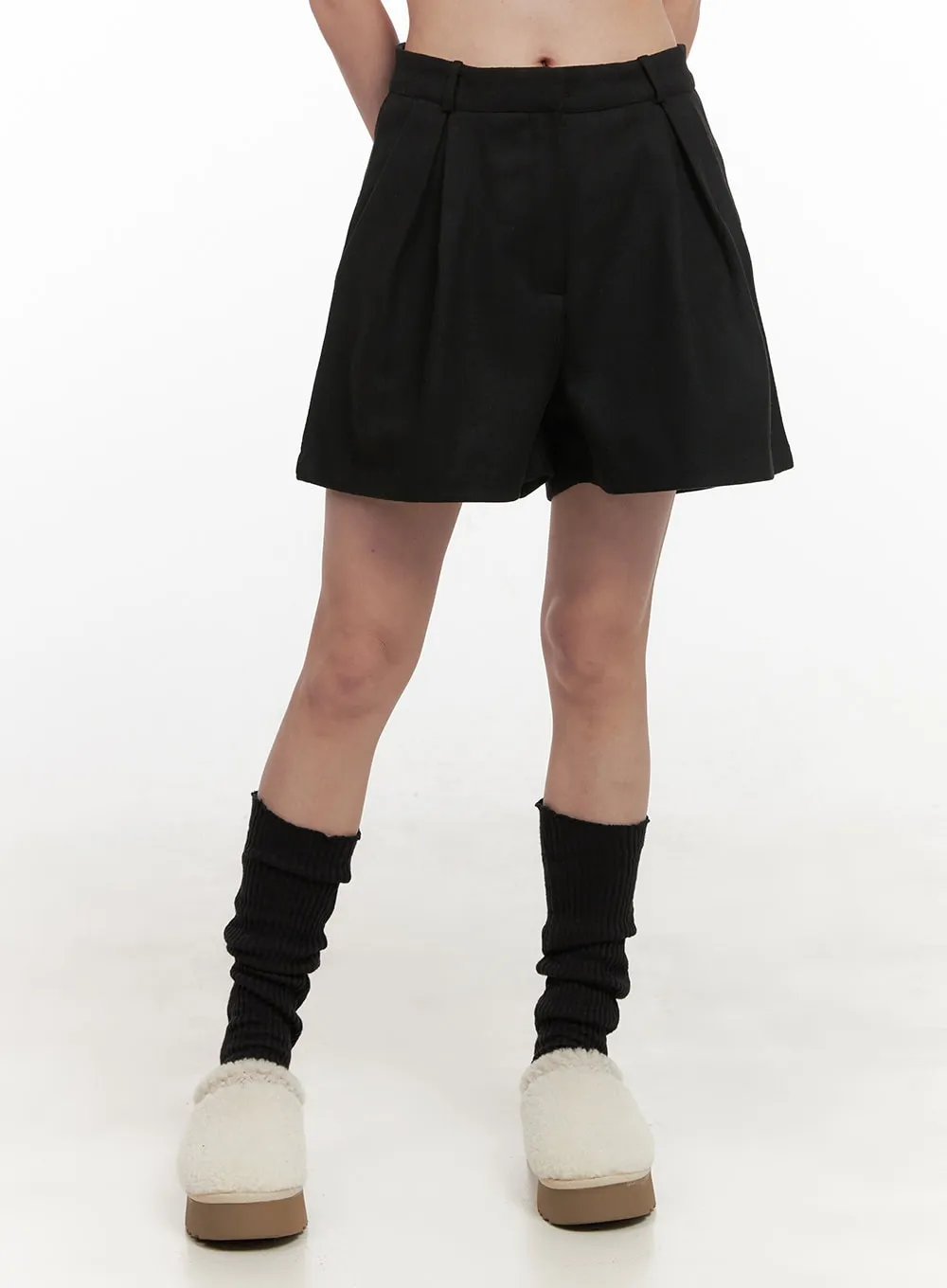 Pintuck Loose-Fit Shorts OD412
