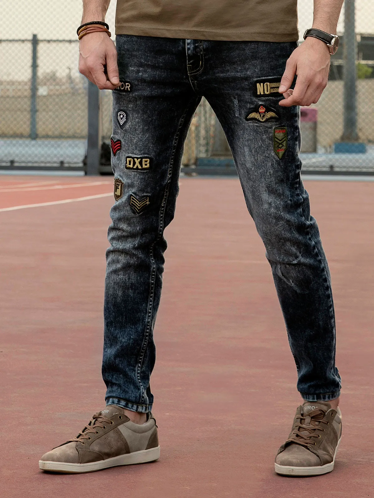 Slim Fit Ripped Jeans - FMBP19-016