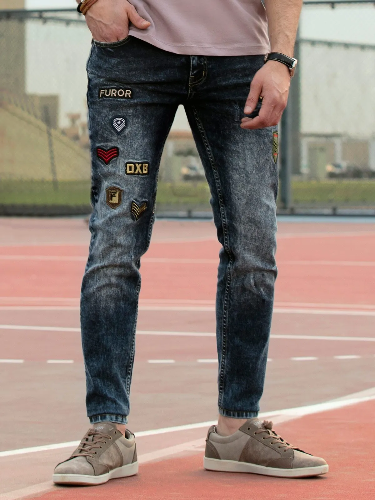 Slim Fit Ripped Jeans - FMBP19-016