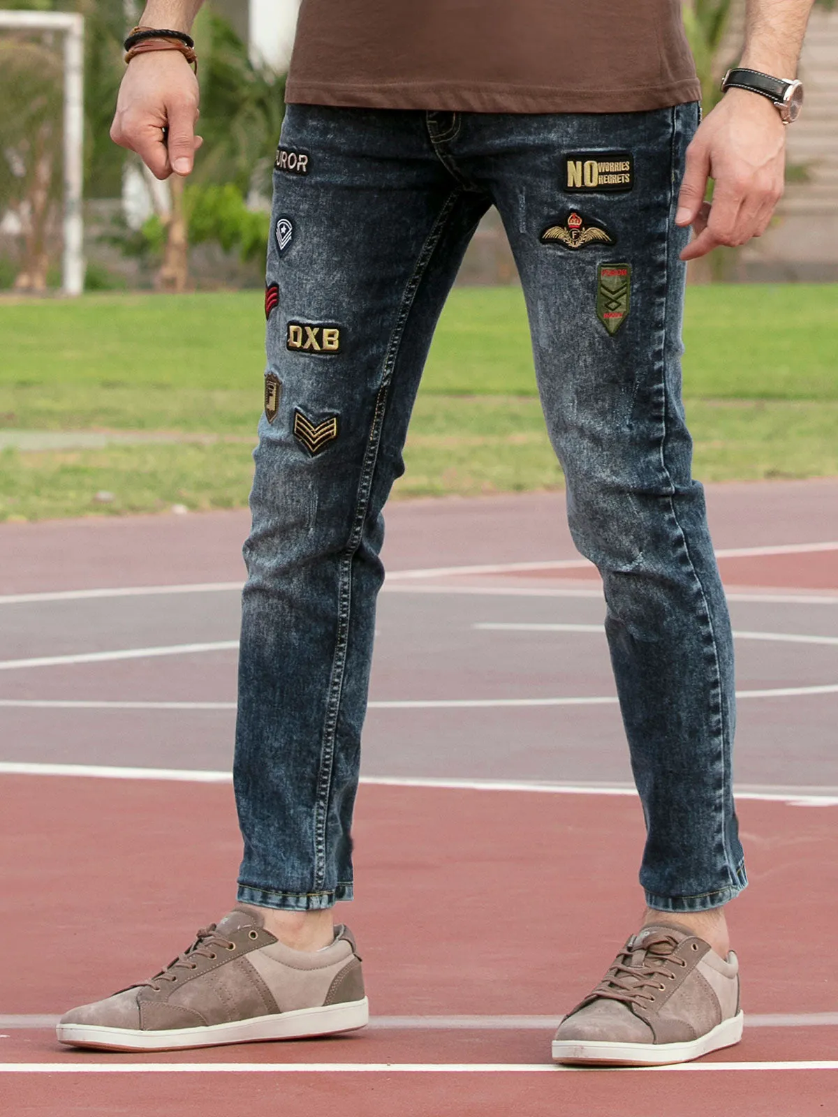 Slim Fit Ripped Jeans - FMBP19-016