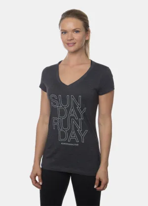 Sunday Runday v-neck tee