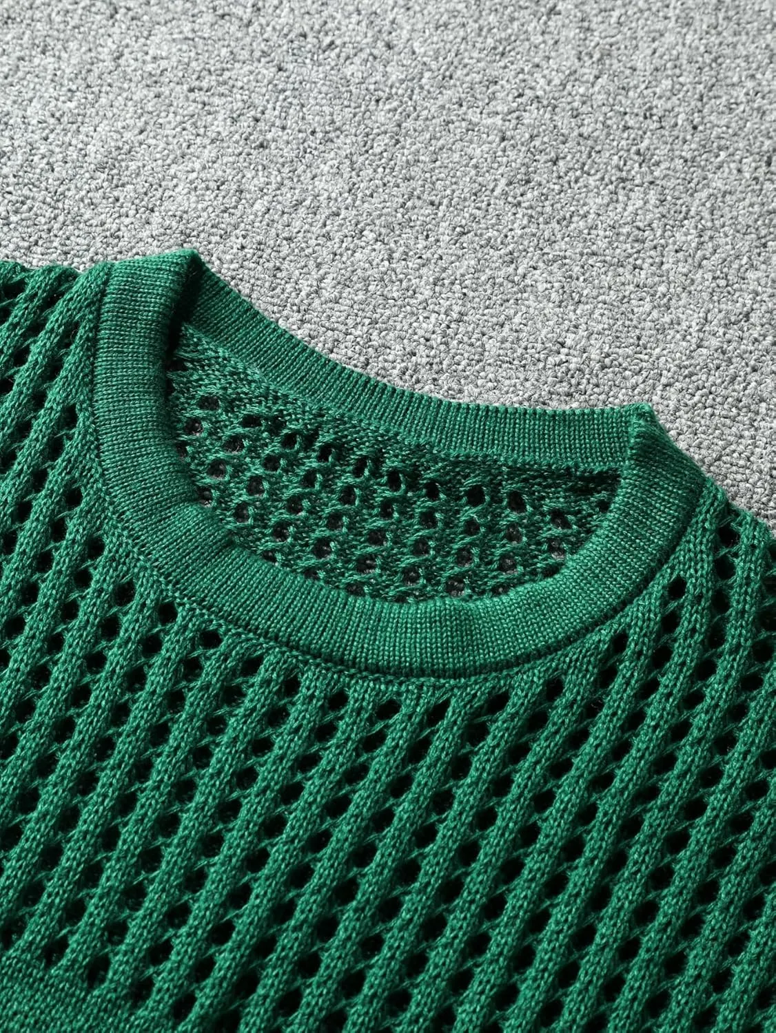 Verdusa Men's Jersey Shirt Crochet Sweater Vest Graphic Letter Graphic Tank Shirts Lightweight Pullover Knit Tops
