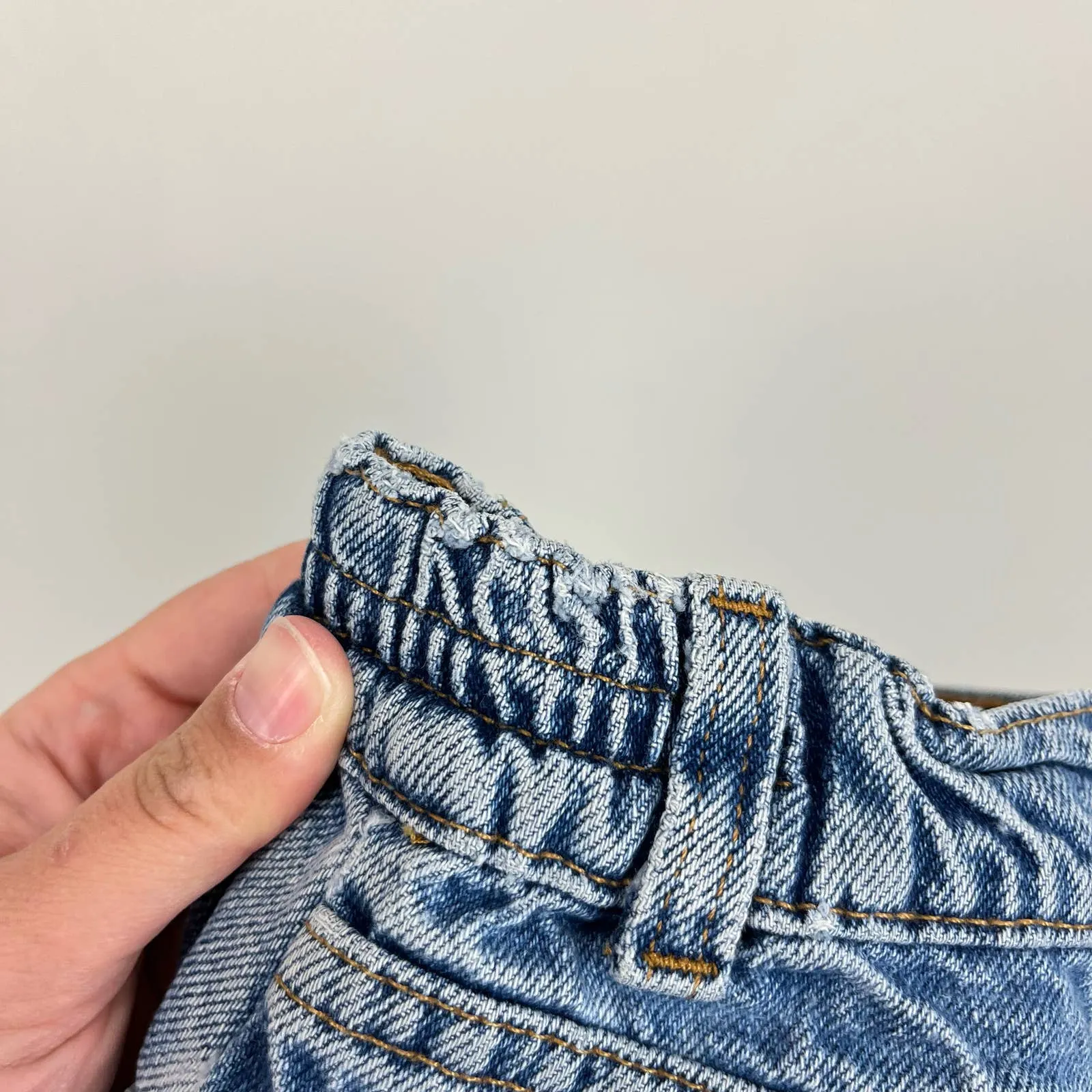 Vintage Levi's 566 Loose Fit Orange Tab Jeans 2T