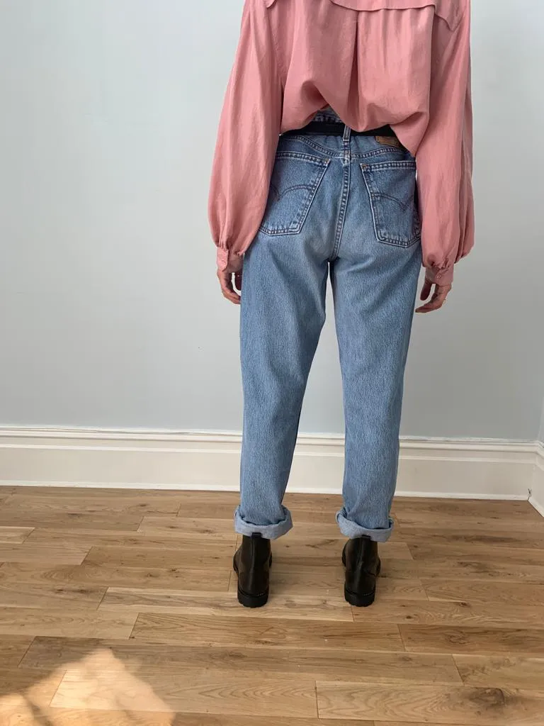 Vintage Levis high waisted loose tapered jeans W32