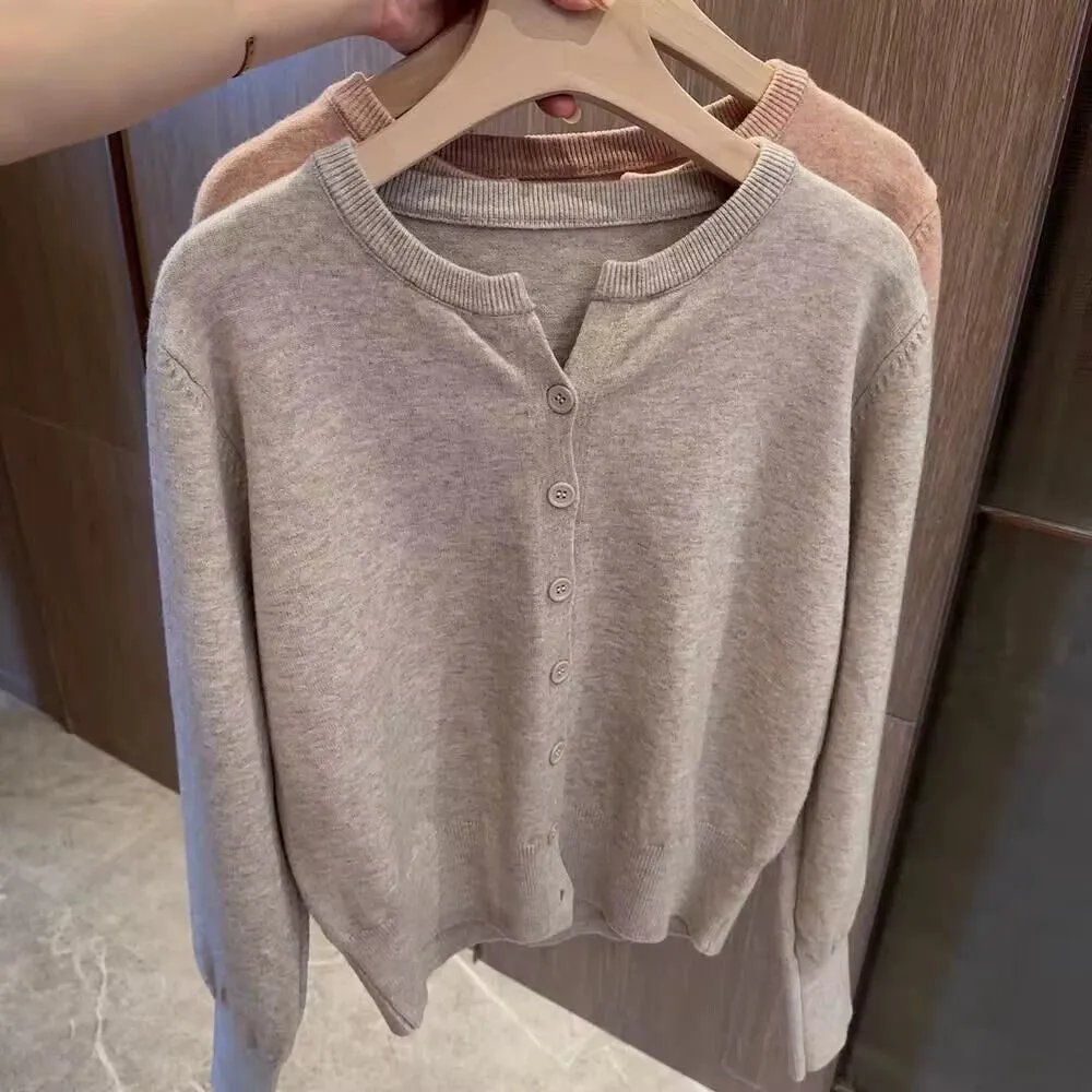 WhisperSoft K-Style Cashmere Knit Cardigan – Loose Round-Neck Sweater for Spring & Autumn Elegance