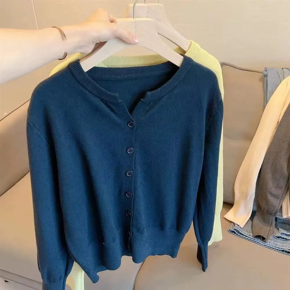 WhisperSoft K-Style Cashmere Knit Cardigan – Loose Round-Neck Sweater for Spring & Autumn Elegance