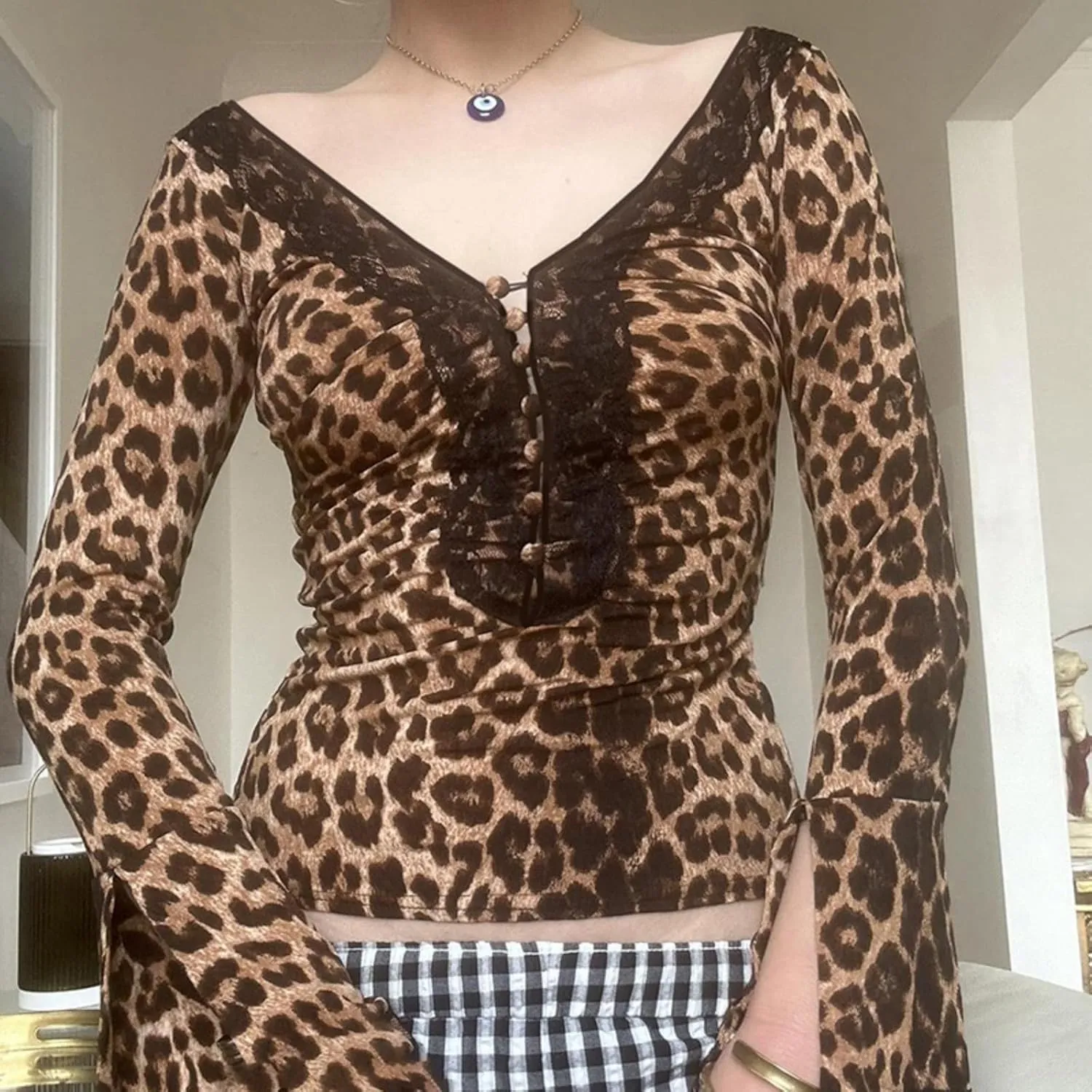 Womens Sexy Flared Sleeves V Neck Fitted Leopard Print Cheetah Tops Lace Trim Backless Top Street Sweatershirt